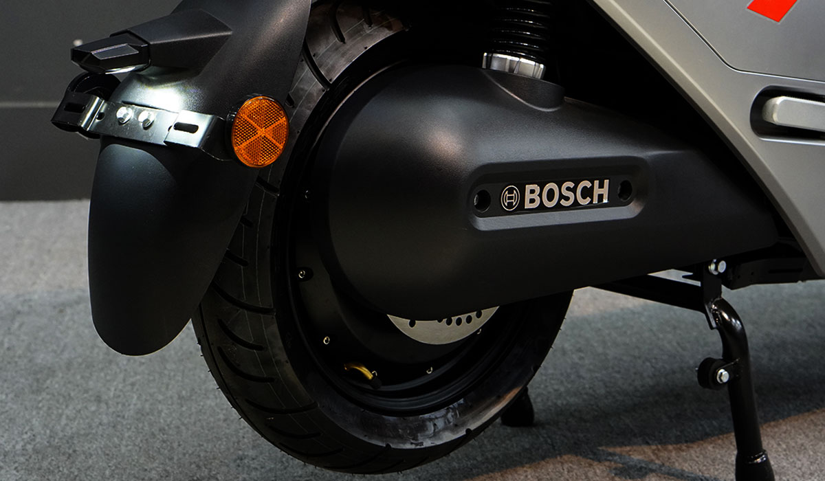 động cơ Bosch Honmaki X6R Pin Lithium nhập khẩu